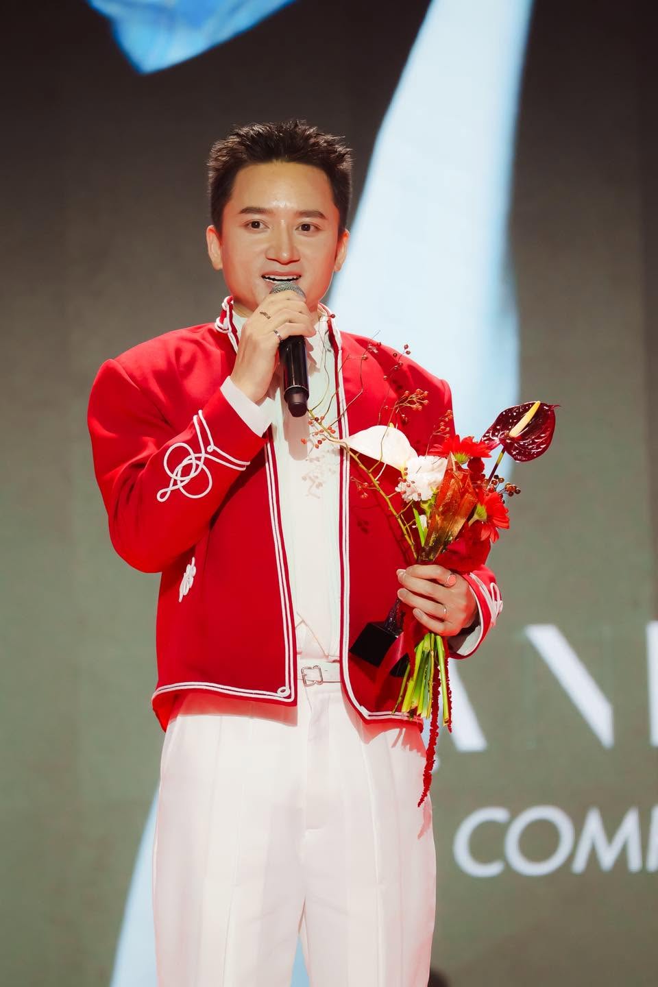 2e6d9ef1234508a1867c.jpg