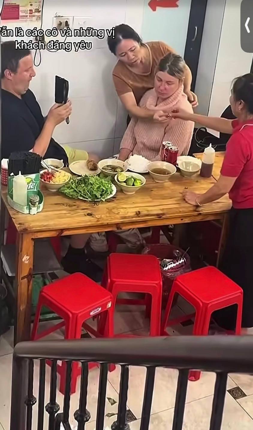 2ed90448c0eceebe8379.jpg
