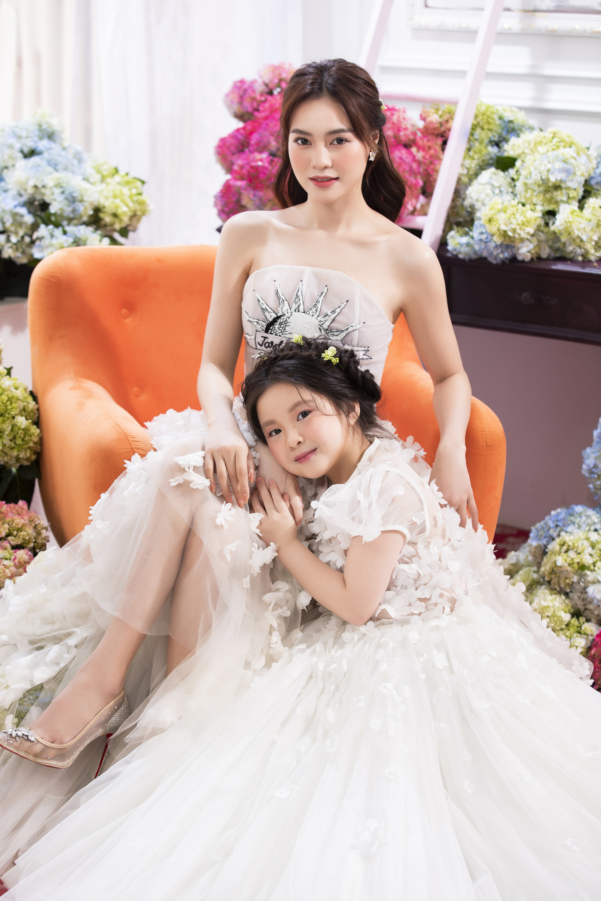 2efa1042e4485d428fe1.jpg