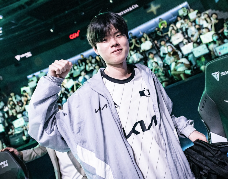 2f399f06c03736430bef.png