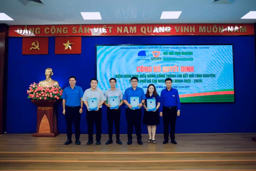 2f7a9204c82447544d61.jpg