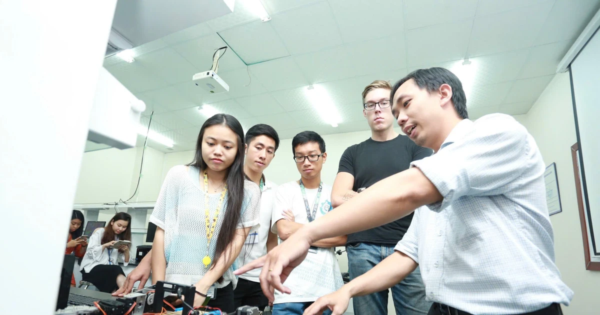 ĐHQG TP.HCM tuyển được 5 nhà khoa học trẻ đỉnh cao trong đợt 3 Chương trình VNU350