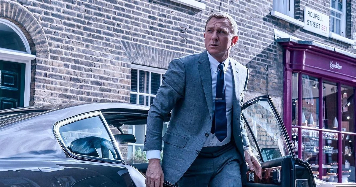 Ngất ngây trước dàn 'siêu xe' huyền thoại từng cháy đường cùng James Bond