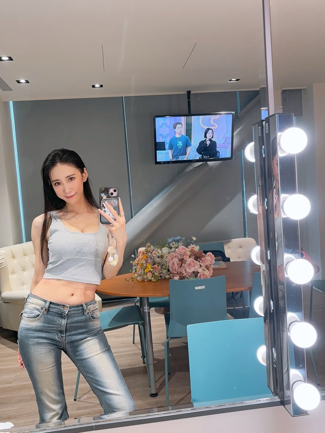 313db828c8dab630a7ac.jpg
