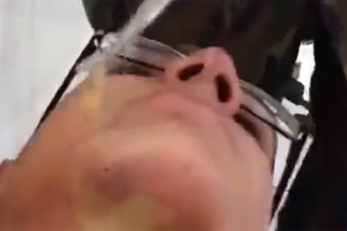 320a98485f7c1e3f5dd0.jpg