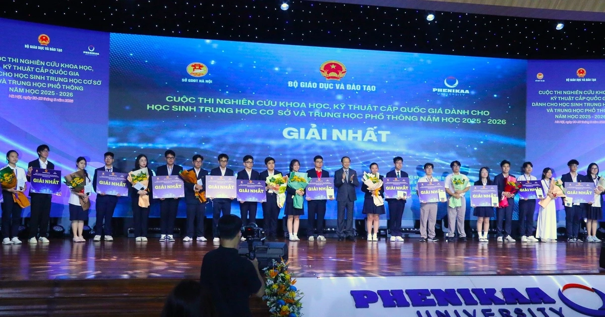 Giải Nhất khoa học kỹ thuật gây drama: Công sức học sinh hay tài năng phó giáo sư?