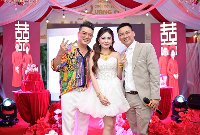327e101c59c57465a316.jpg