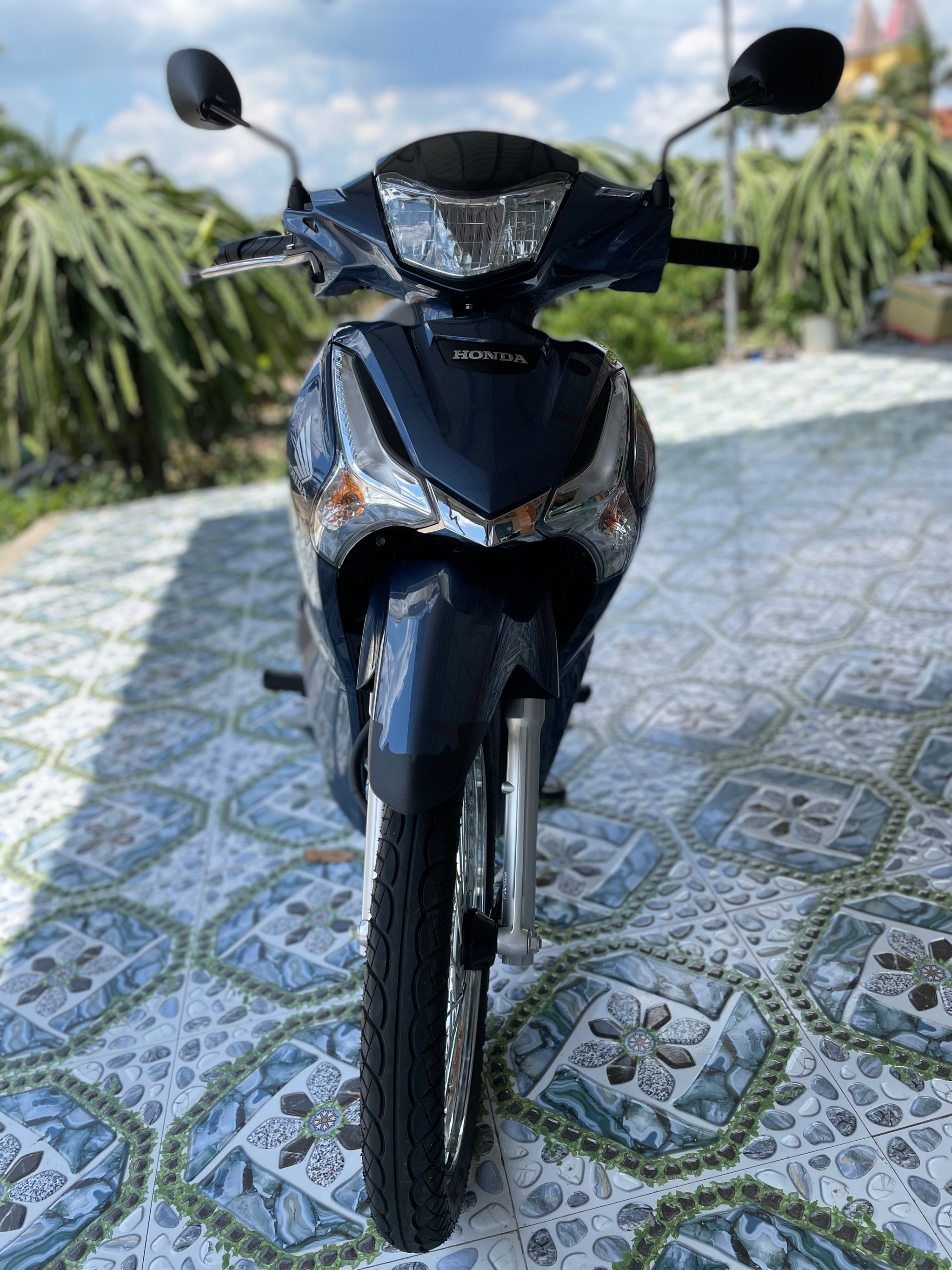 Review Honda Future 2020 màu xanh đen vàng đồng - Ngon bổ rẻ cho anh em thích xe êm ️✨