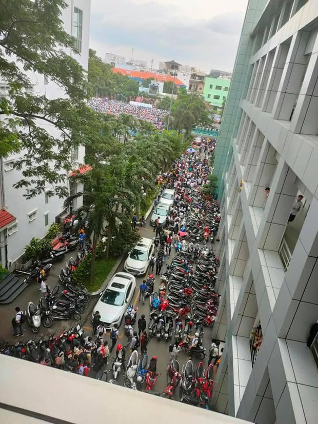 356e2454d07614550314.jpg