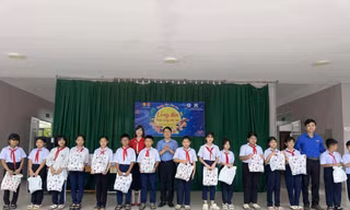 35d0470624e7105444fd.jpg