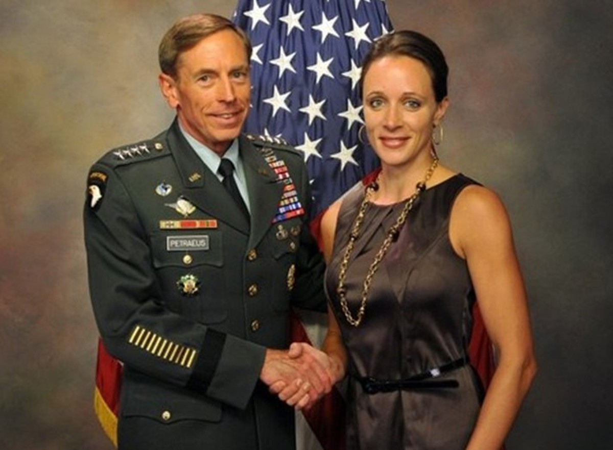 35f68e5779e5ddf972fa.jpg