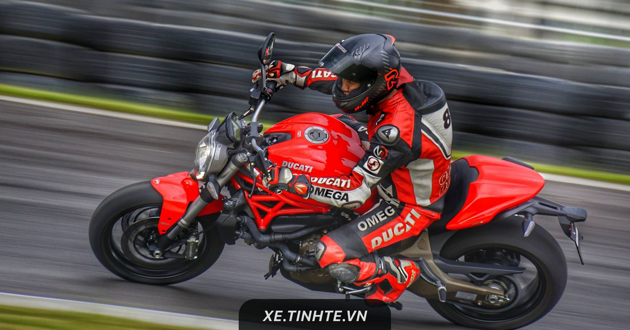 Những bức ảnh đỉnh cao từ Ducati Monster Photo Contest - drama căng đét! ️✨