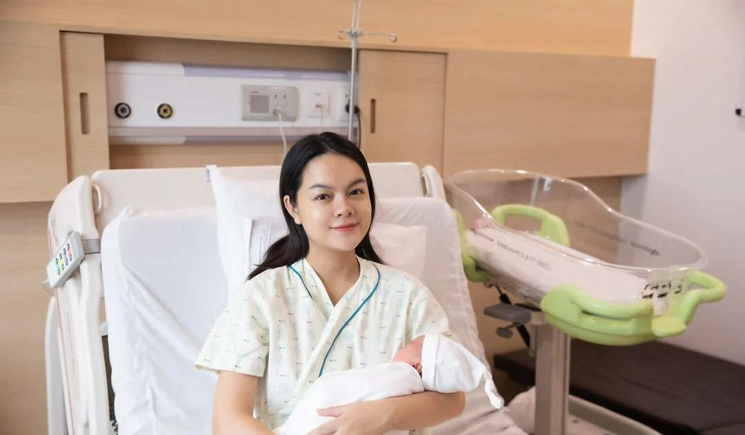 Nữ hoàng ballad Phạm Quỳnh Anh chính thức lên chức mẹ 3 con, bạn trai đại gia bí ẩn bao lâu nay cũng lộ diện rồi nè!