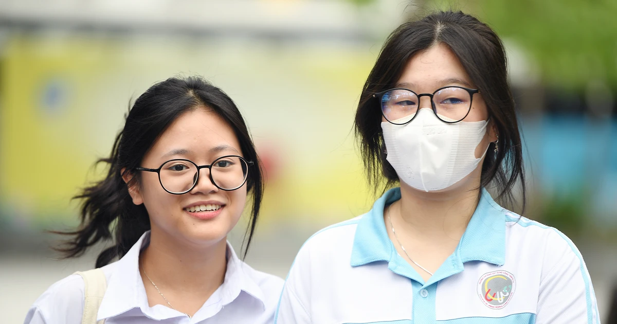 1 triệu khóa học ôn tập và 440 đề thi thử miễn phí 'Tiếp sức mùa thi' 2025 đồng hành cùng sĩ tử