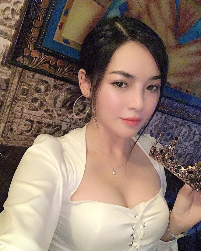 3a8c8ae438ae8a32f234.jpg