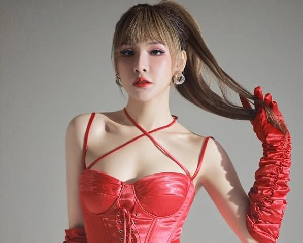 Yến Tatoo comeback cực gắt, collab cùng Masew tung MV "Ái nộ" làm náo loạn V-pop