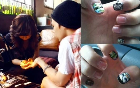 Chi gần 200 triệu gắn kim cương thật lên móng, đây là nam nghệ sĩ 'chịu chơi' nhất showbiz