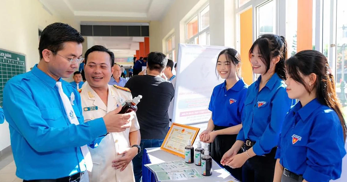 3c297019eef2230ab301.webp