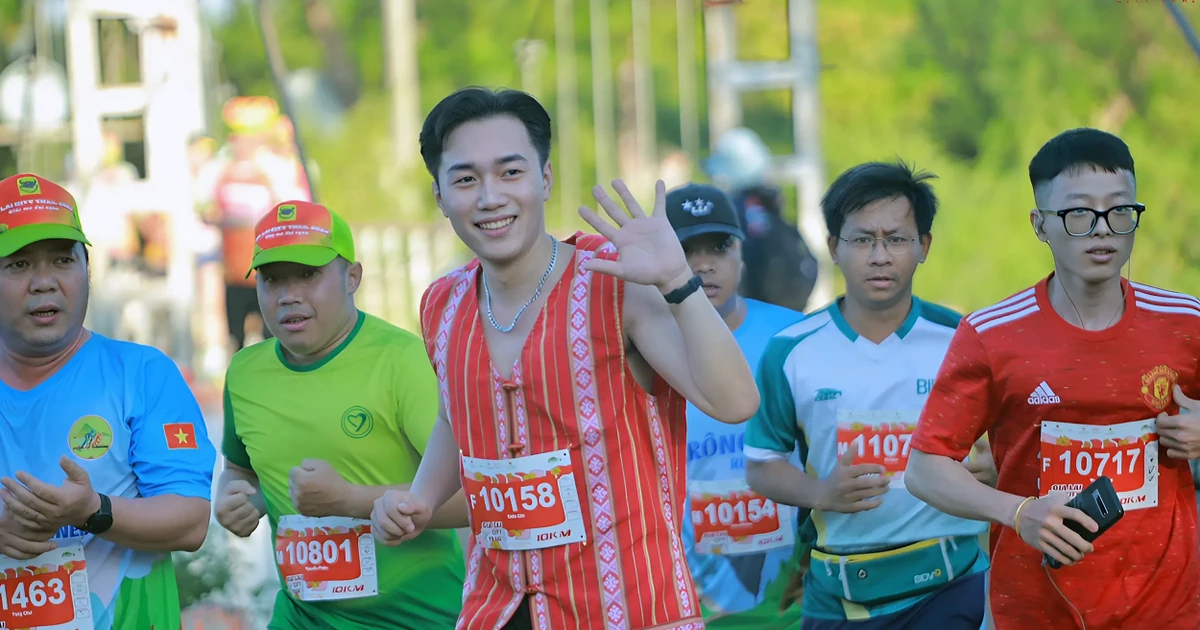 Từ 'Sinh viên 5 tốt' đến giấc mơ thầy giáo trên mảnh đất Tây Nguyên