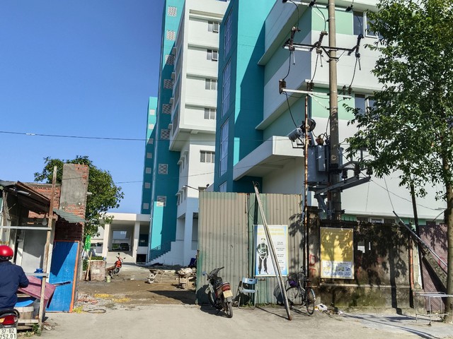 3d2ec5e574684eac79a5.jpg