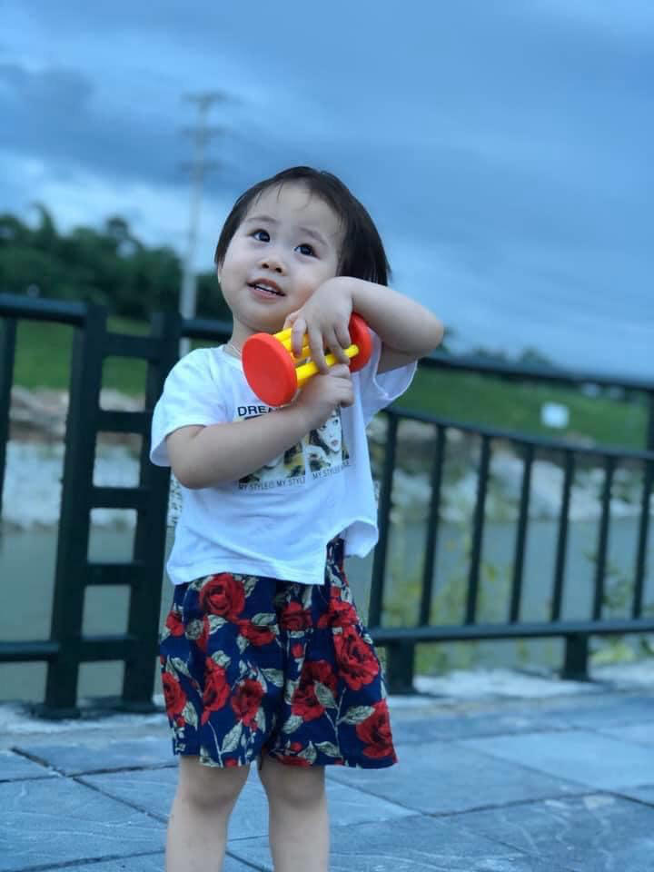 3d708f43640c4ff512ac.jpg