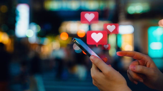 Chú ông mê nữ streamer, donate hơn 1 tỷ đồng rồi mất luôn cả vợ lẫn sự nghiệp kinh doanh