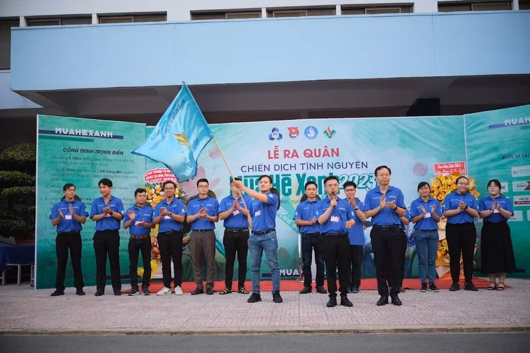 3f46a7c9809588dcc3fd.jpg