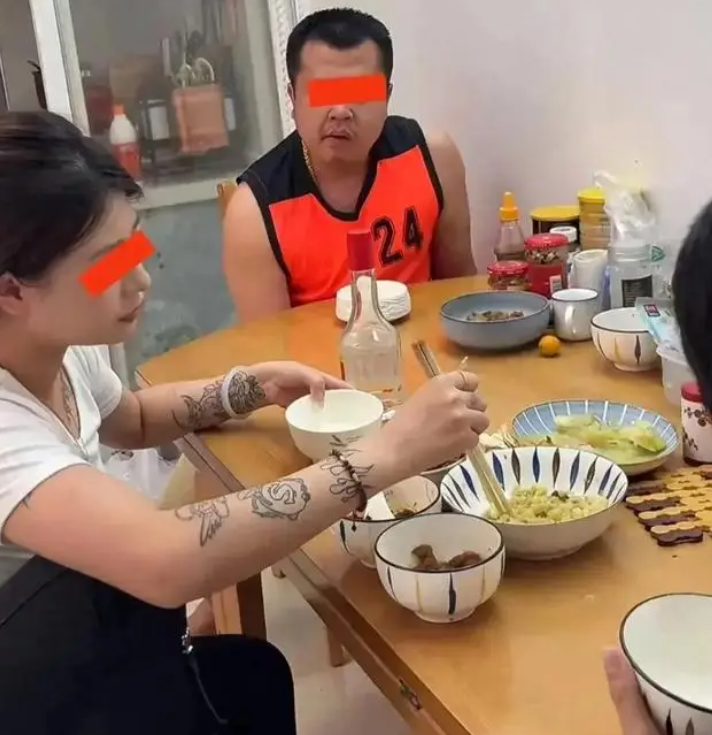 40e547f302a46360f3c1.png