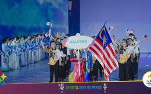 41f572b870a512e1e2c8.jpg