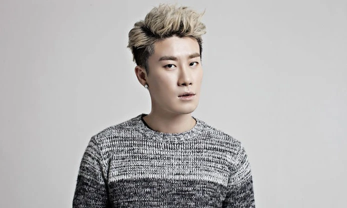 Vì hai chữ trong bài hát, rapper này dính nghi vấn liên quan "Phòng chat thứ N"