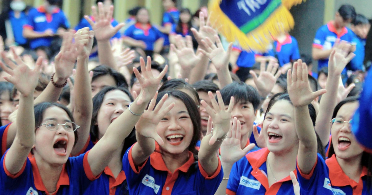 Tiếp sức mùa thi 2025: Website hỗ trợ sĩ tử cả nước chính thức lên sóng rồi nè! ✨