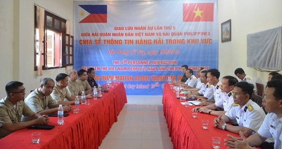 425d8ab181337f707dde.jpg