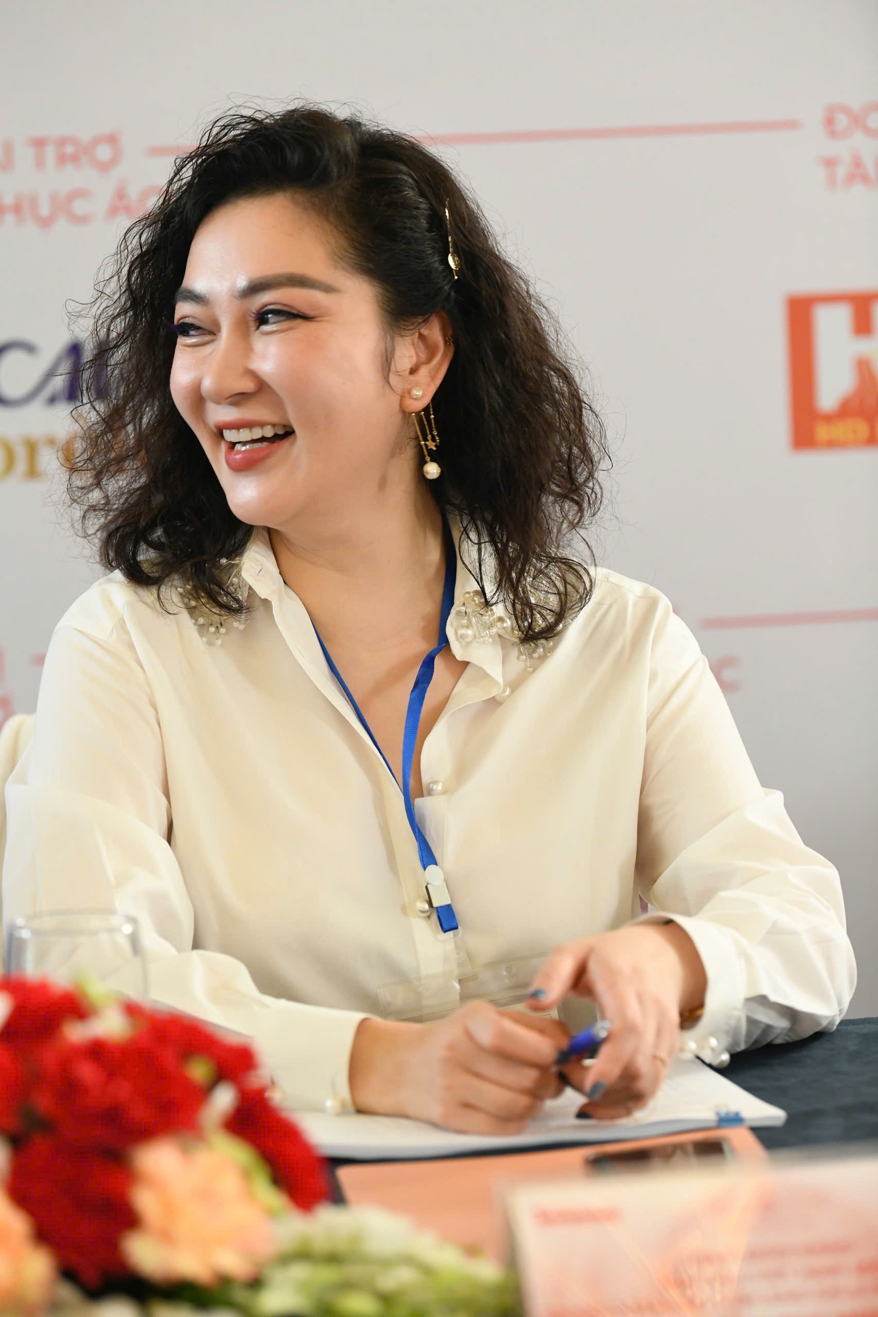 43812bcce475087efc4c.jpg