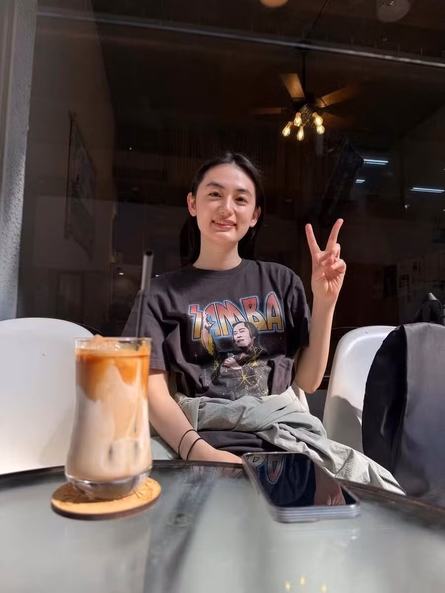 438f2c3d79cf6d450a41.jpg