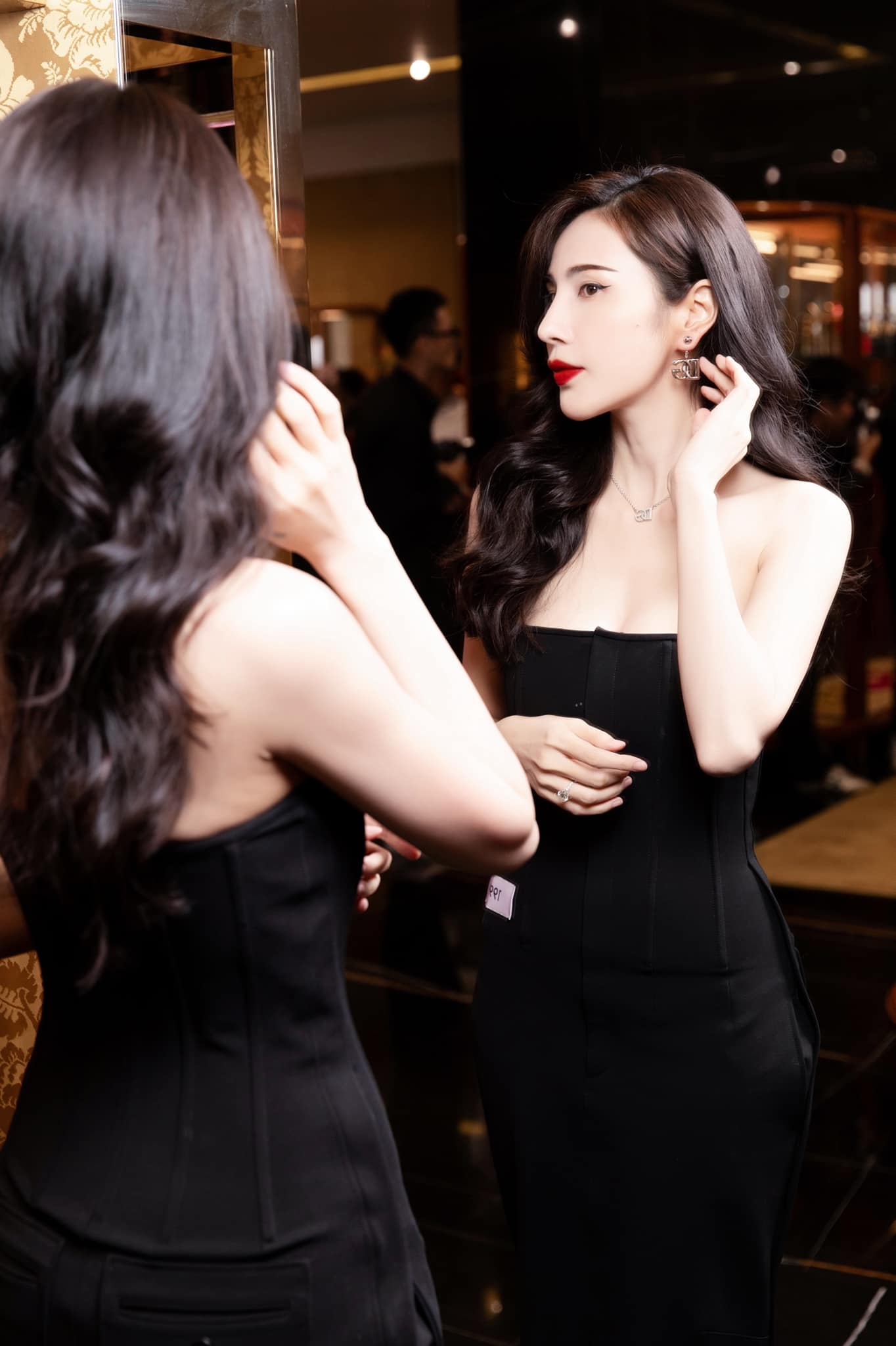 43d8ee2bb8c0fae2541f.jpg