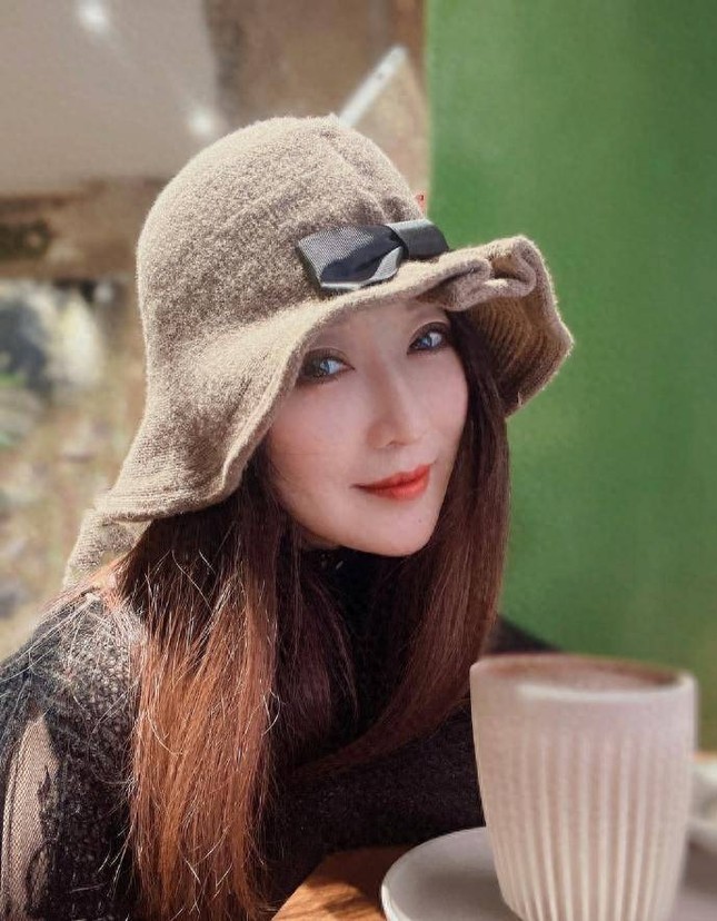 45d5427ace7ec21ea51a.jpg