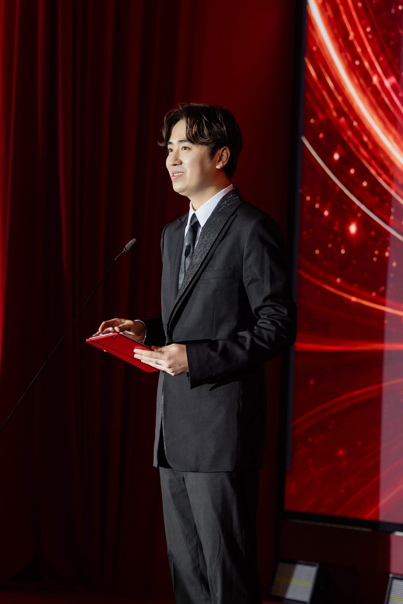 45ef0481948d472b87be.jpg