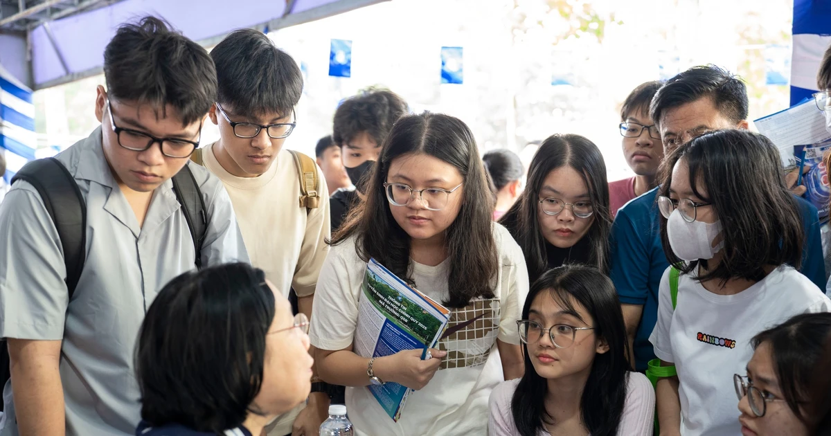 Top 4 điểm mới hot hit trong mùa tuyển sinh đại học, cao đẳng 2025 mà bạn phải biết!
