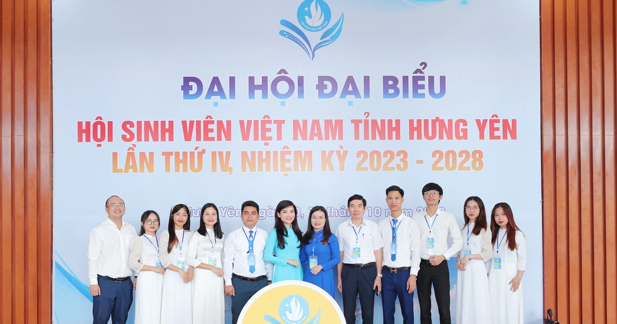 Sinh viên Hưng Yên giữ vững bản sắc, build khát vọng, tự tin bước tiếp
