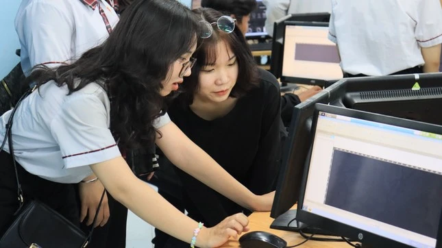 Lớp 10 đã được thi đại học rồi các bạn ơi!