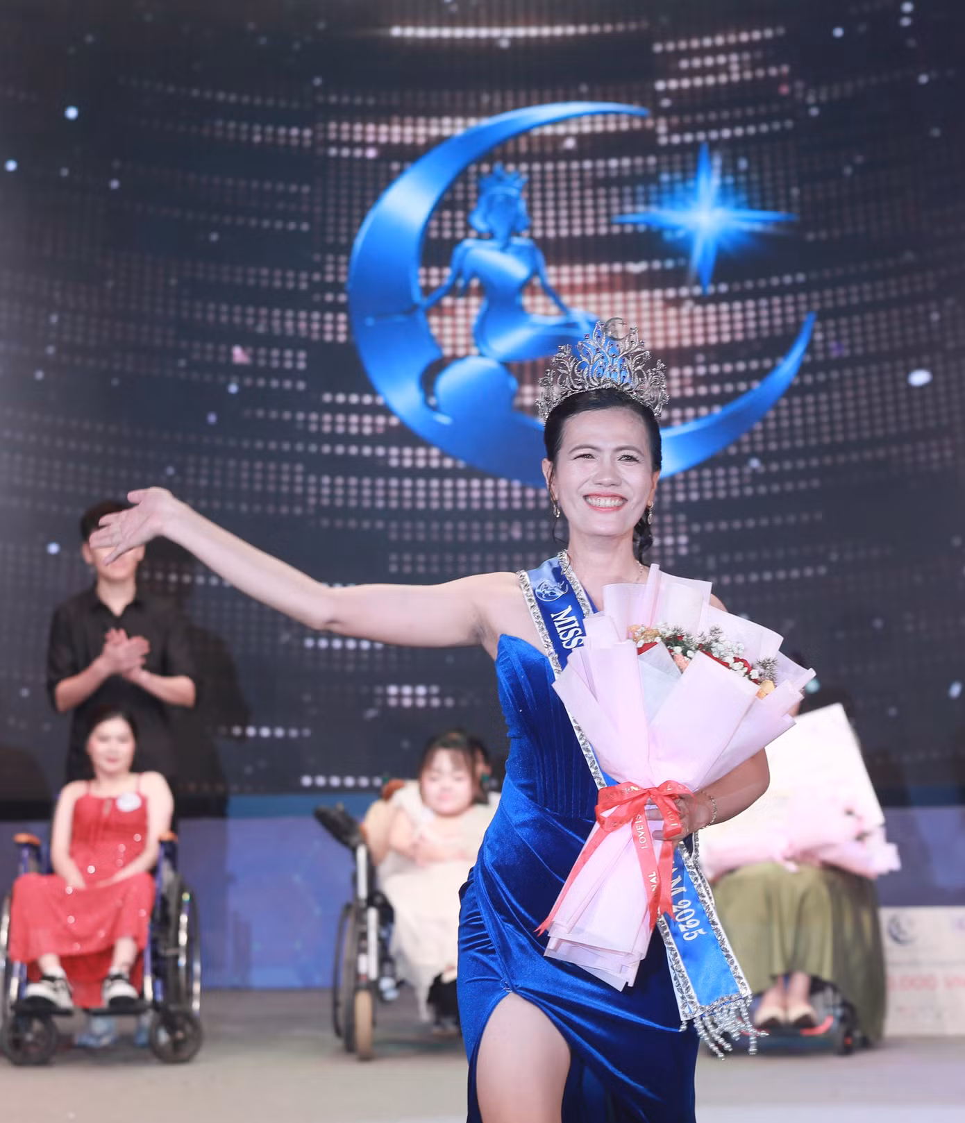 484fe46d4712b29fb7ae.jpg