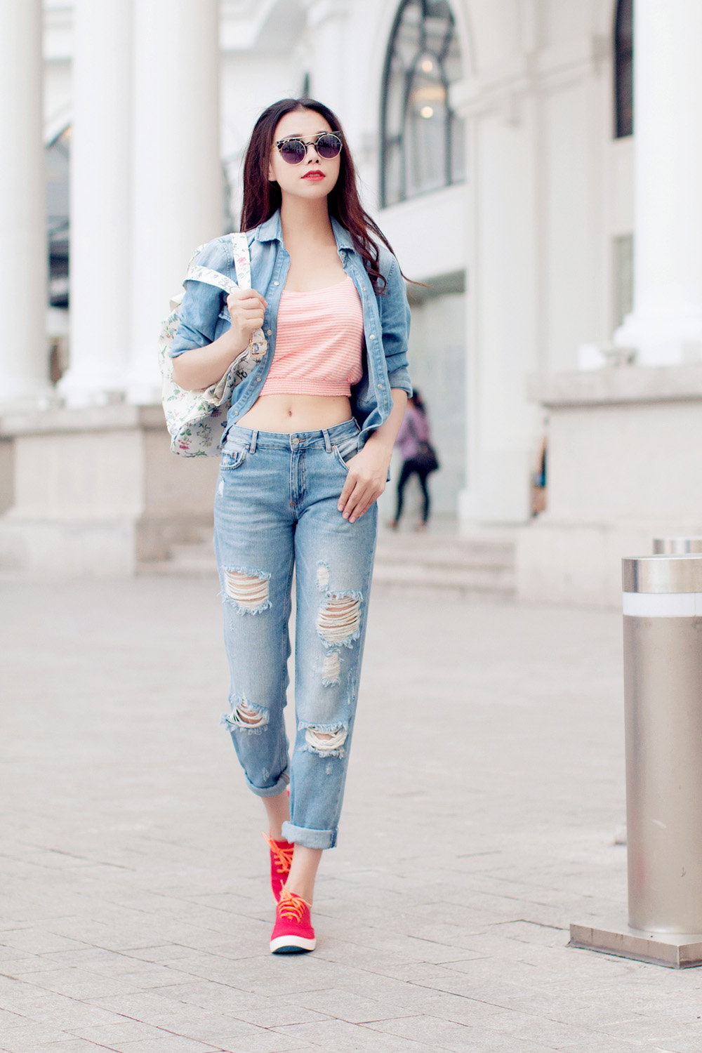 487be5d32d52bc9a8e67.jpg