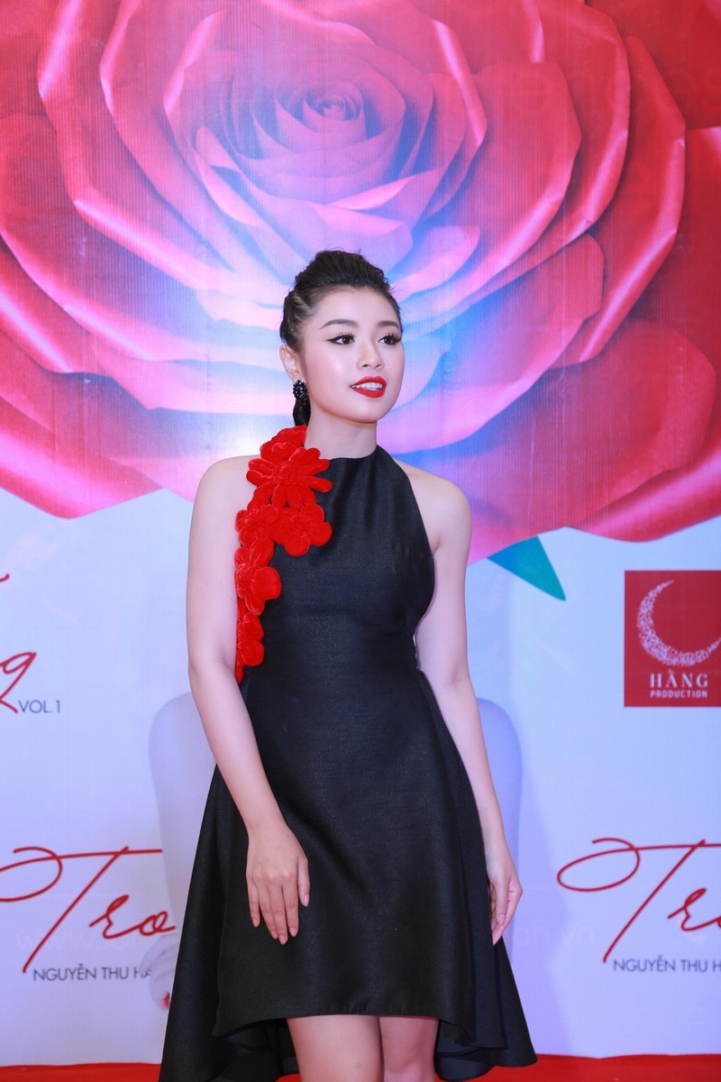 488c5dd8d6732fc92207.jpg