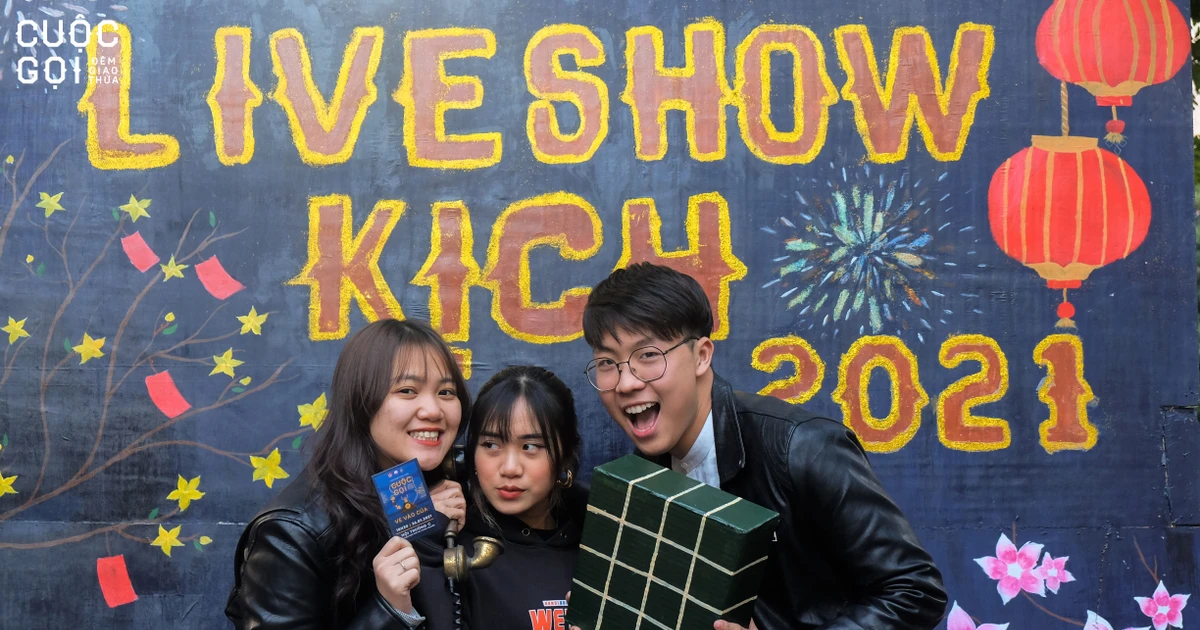 Sinh viên trường Báo chill hết nấc với photobooth "Lời chưa nói" - địa điểm sống ảo cực xịn đón Tết