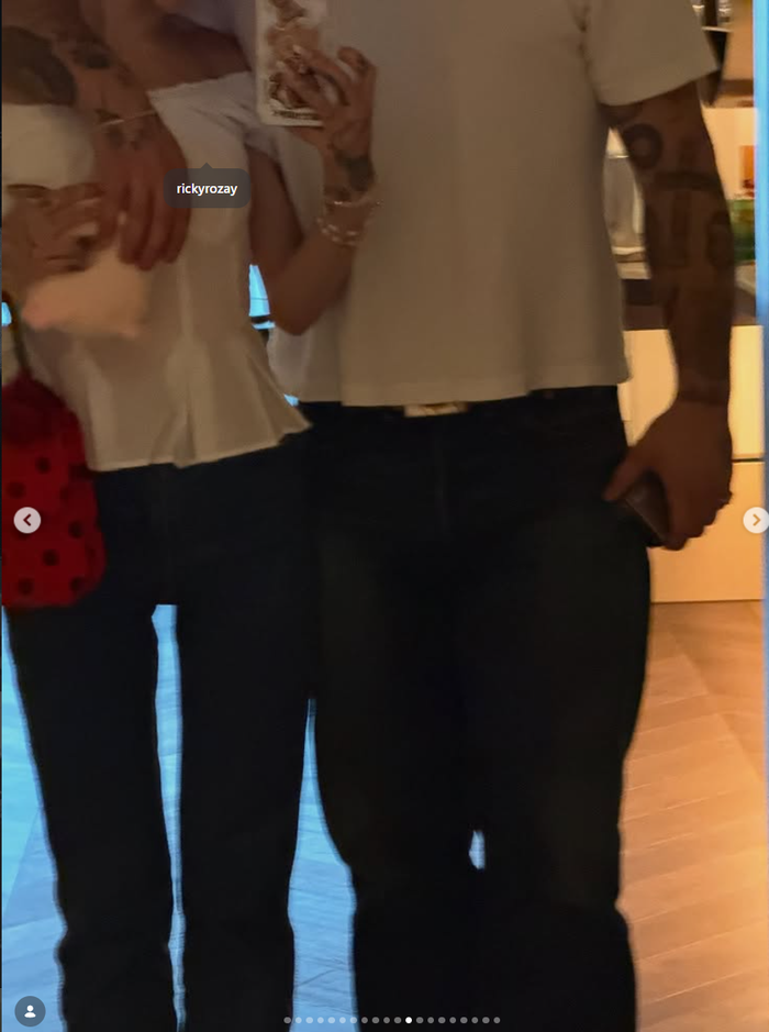 49c6400d275194e545f4.png