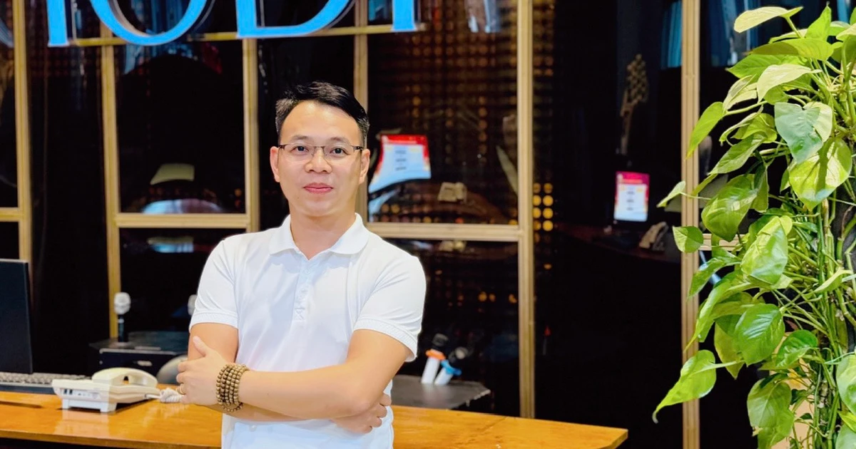 Anh Nhân văn "xịn" chia sẻ bí kịp chinh phục thế giới công sở cho hội em út sắp ra trường
