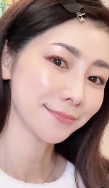 4affd34e8f37c5a9432c.jpg