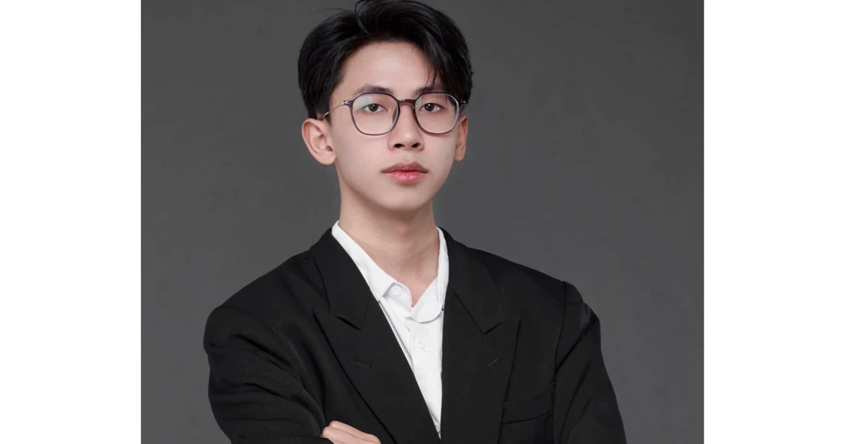 Chàng trai Nhân Văn "lột xác" từ tự ti thành Chủ nhiệm CLB thuyết trình, MC đỉnh cao ✨