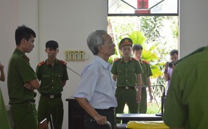 4b7ce14d1e67686cda19.jpg