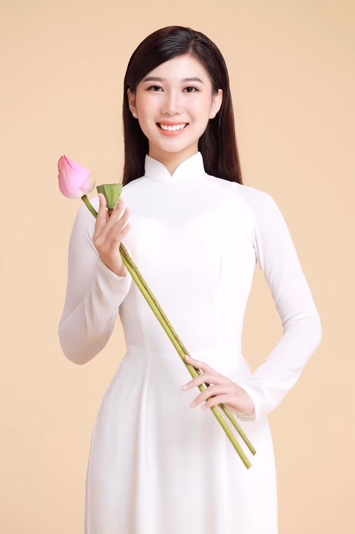 4bb8ab588d1aecb3286a.jpg